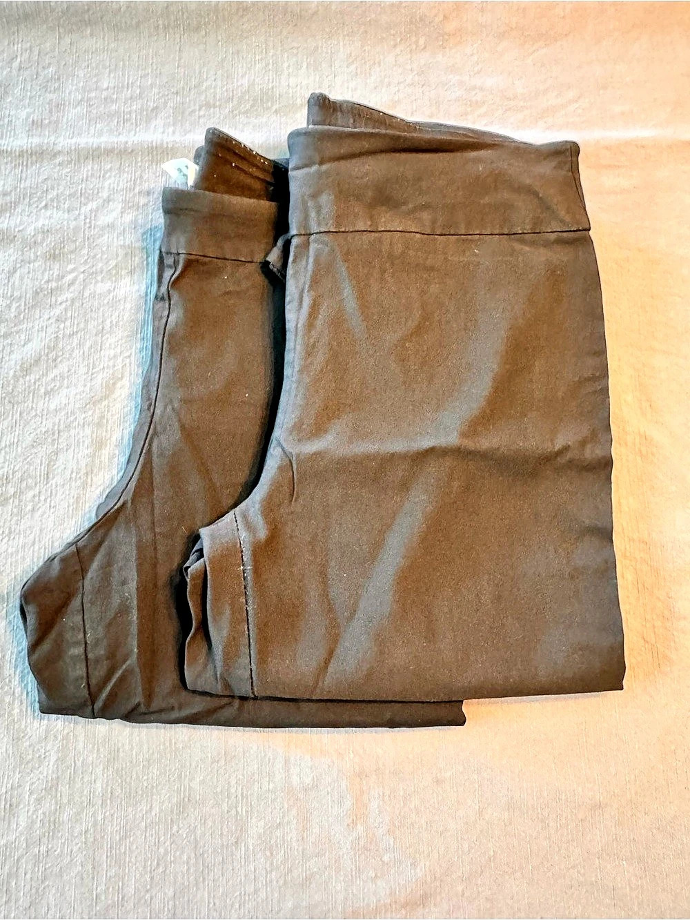 Black capris size 10